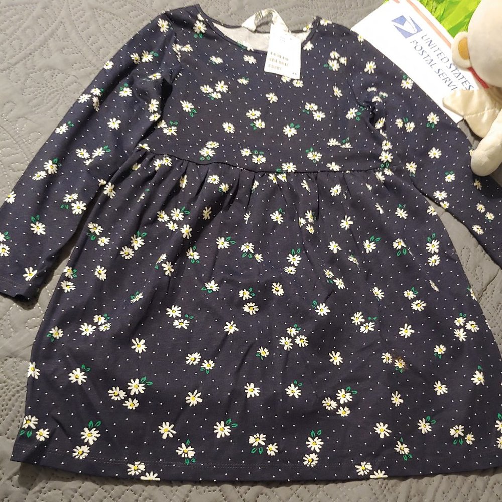H & M  (girl's ) POLKA DOT  / DAISY DRESS
